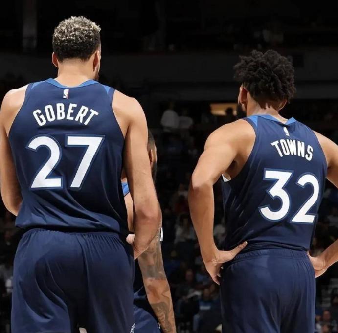 包含雪域朱雀队鏖战江汉战狼队，网球常规赛失利，核心复出即建功。二次进攻频频奏效的词条九游官网入口